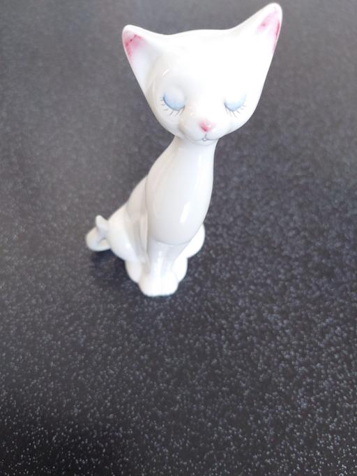 Buy & Sell Woodthorpe Charnwood - Photos for Vintage Southfields bone china cat figurine