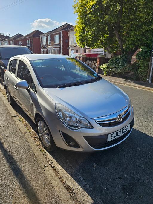 Vehicles Ocean Village Southampton - Photos for Vauxhall Corsa