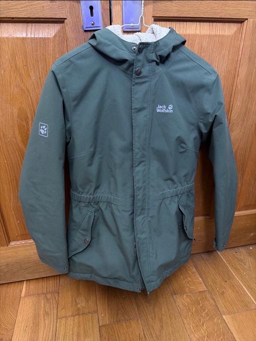 Buy & Sell Chadwell Heath Redbridge - Photos for Girls Jack Wolfskin coat 11-12