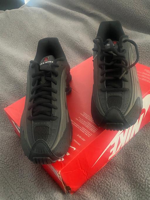 Buy & Sell Ebblake Industrial Estate Dorset - Photos for Nike air shox r4 triple black size 5.5