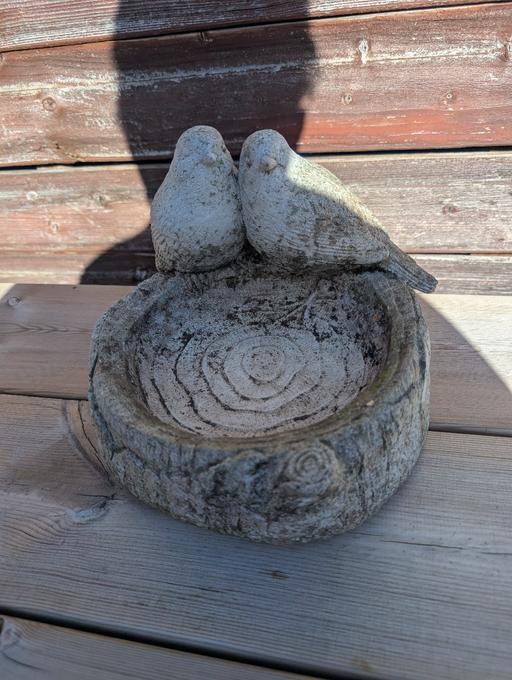 Buy & Sell Wollescote Dudley - Photos for BIRD BATH FOR SALE.