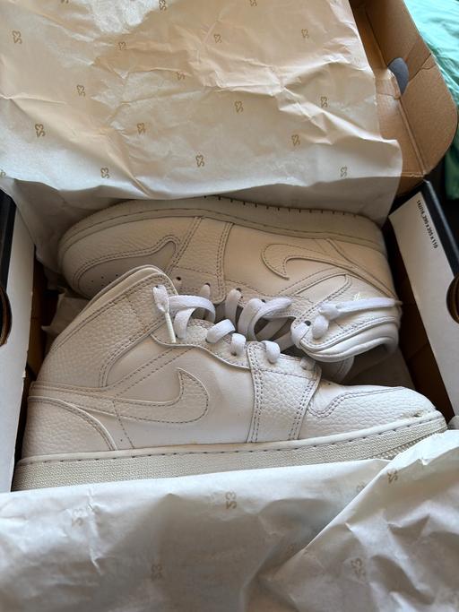Buy & Sell Ocker Hill Sandwell - Photos for Jordan 1 size 5.5