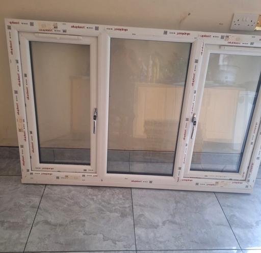 Buy & Sell Dudley Port Sandwell - Photos for window