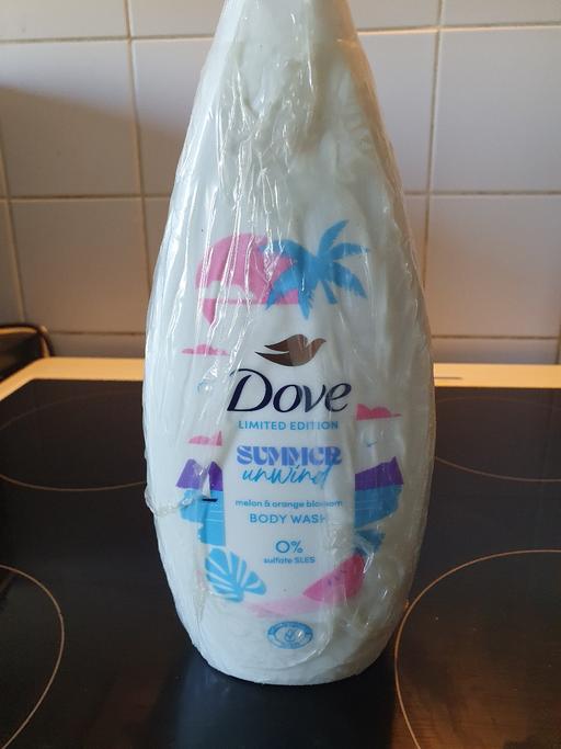 Buy & Sell Lower Sydenham South East London - Photos for Dove body wash 6 x 720ml