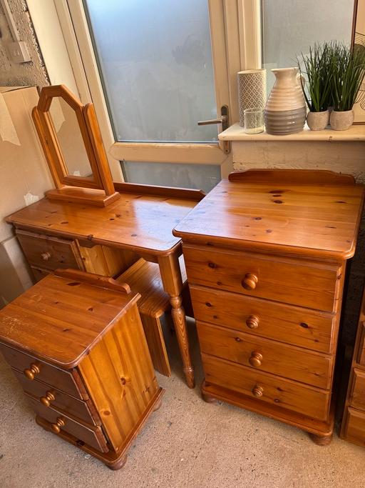 Buy & Sell Hoobrook Wyre Forest - Photos for Pine furniture set