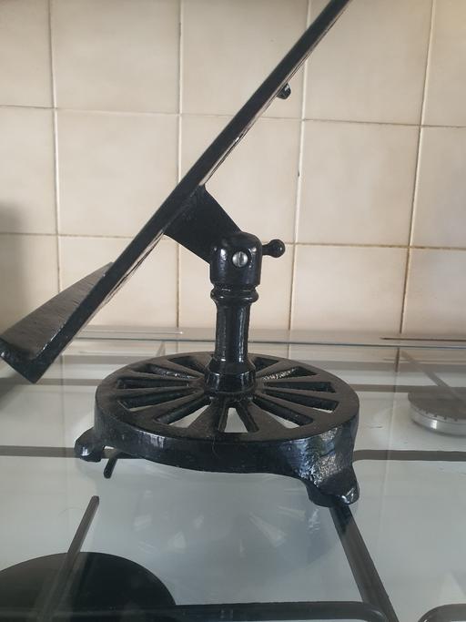 Buy & Sell Moseley Birmingham - Photos for cast iron recipe book stand