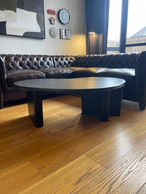 Buy & Sell Hoxton North London - Photos for KIDNEY SHAPE SOLID WOOD COFFEE TABLE