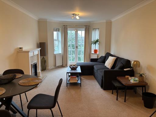 Buy & Sell Piccadilly Circus Central London - Photos for L-Shaped Sofa – Excellent Condition