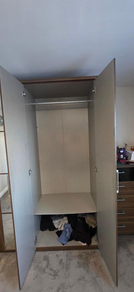 Buy & Sell Barking Barking and Dagenham - Photos for wardrobe