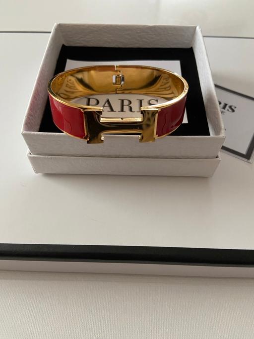 Buy & Sell Hamilton South Lanarkshire - Photos for Lovely new boxed bracelet