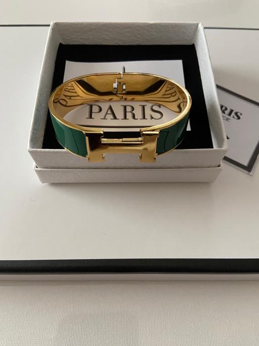 Buy & Sell Hamilton South Lanarkshire - Photos for Lovely new boxed bracelet
