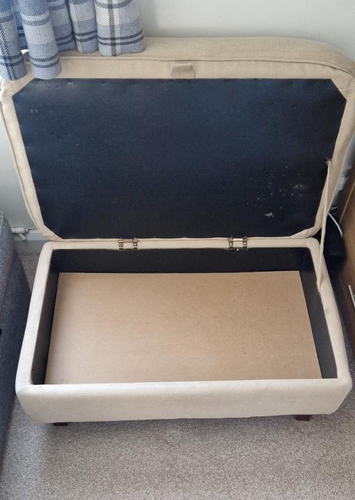 Buy & Sell Kettering North Northamptonshire - Photos for Cream Fabric Storage Footstool