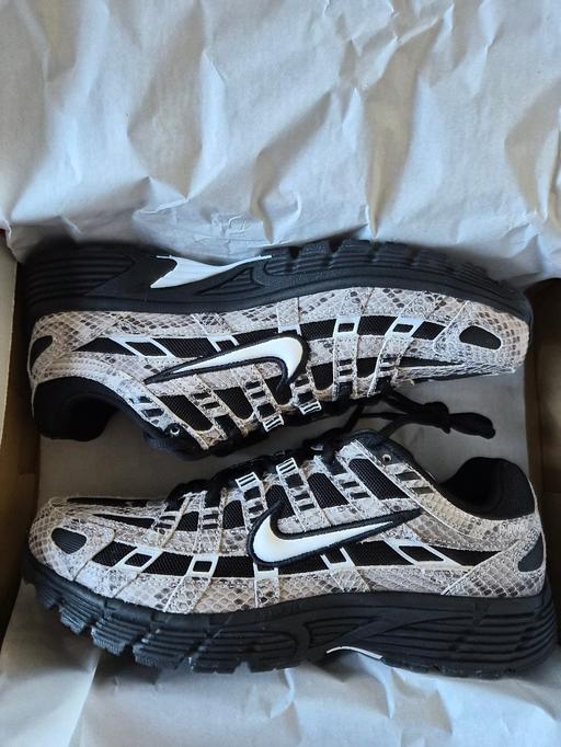 Buy & Sell Northwood Hillingdon - Photos for Nike Trainers