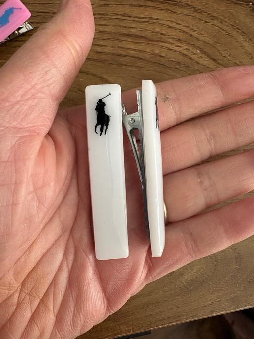 Buy & Sell Newcastle Upon Tyne Newcastle upon Tyne - Photos for White polo horse resin hair clip slides