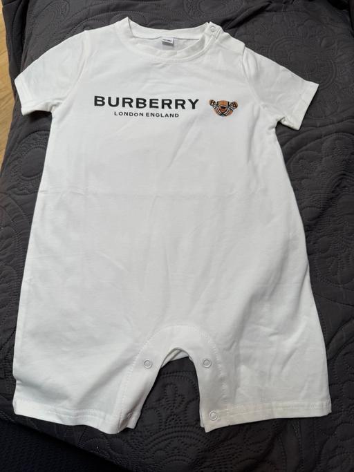 Buy & Sell New Eltham South East London - Photos for Brand new baby outfit 12-18 months