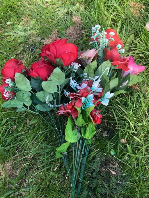 Buy & Sell Stow Heath Wolverhampton - Photos for Artificial flowers🌹