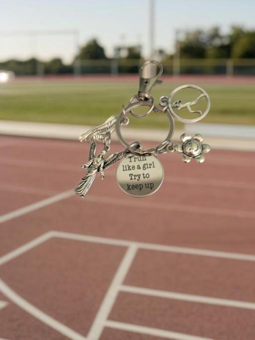 Buy & Sell Newtown Blaenau Gwent - Photos for New ladies running keychain keyring