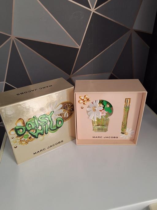 Buy & Sell Moons Moat North Industrial Estate Redditch - Photos for perfume gift set
