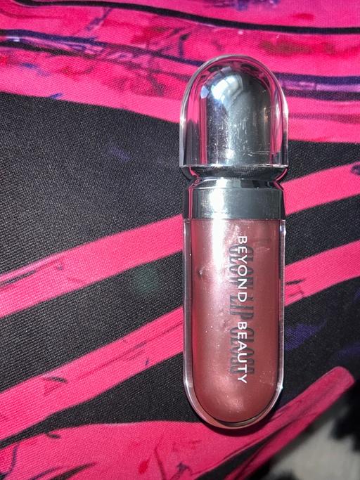 Buy & Sell Northville South Gloucestershire - Photos for Beyond Beauty Glow Lip Gloss Shade 02