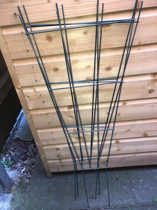 Buy & Sell Bilston Wolverhampton - Photos for Garden trellis x3