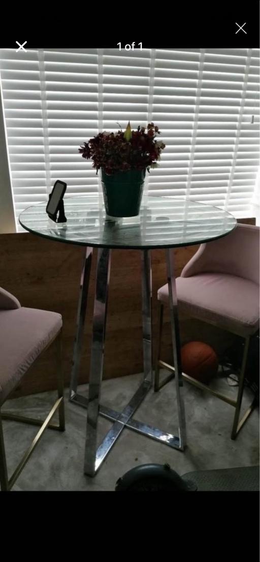 Buy & Sell Oldbury Sandwell - Photos for Glass bar tall table no chairs metal legs