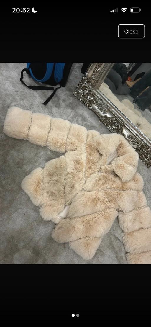 Buy & Sell Oldbury Sandwell - Photos for Ribbed faux fur coat 10