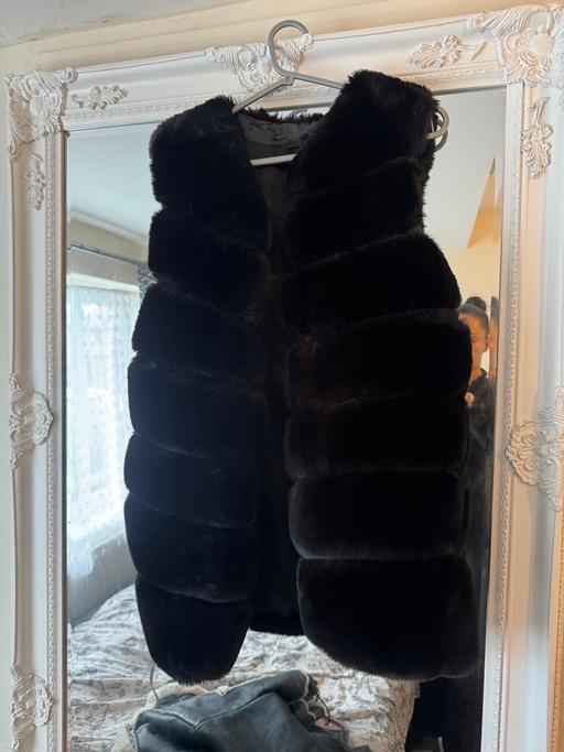 Buy & Sell Arlington Business Park West Berkshire - Photos for WOMENS BLACK GILET