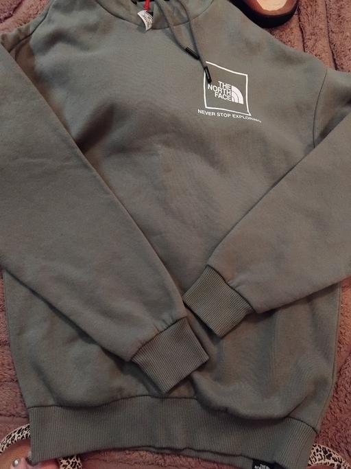 Buy & Sell Bushbury Wolverhampton - Photos for The north face hooded top