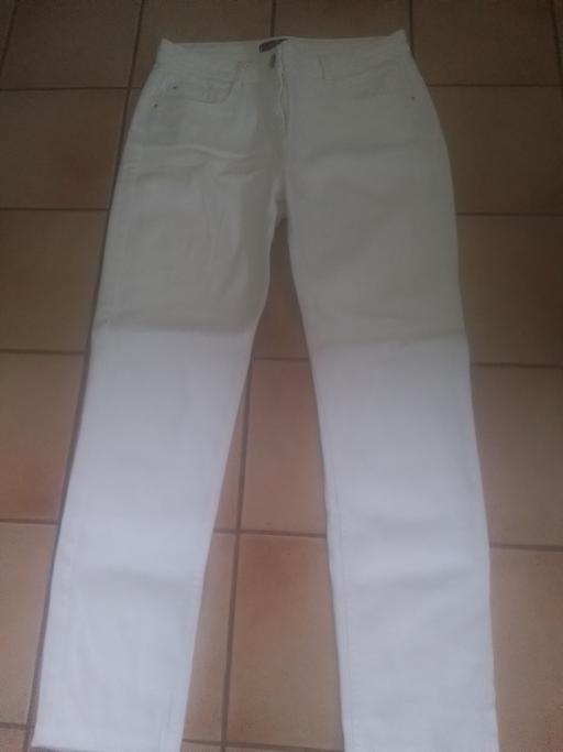 Buy & Sell Aldridge Walsall - Photos for LADIES STRETCH WHITE JEANS