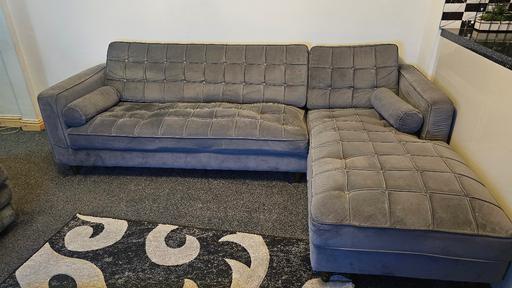Buy & Sell Moxley Walsall - Photos for Right hand facing chaise sofa