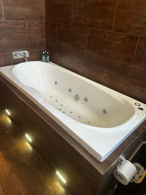 Buy & Sell Southall Ealing - Photos for Spa Jacuzzi Bath Tub