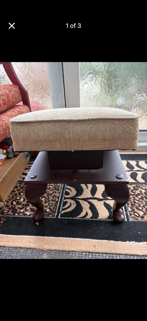 Buy & Sell Kidbrooke South East London - Photos for Wooden foot stalk with a raised cushion