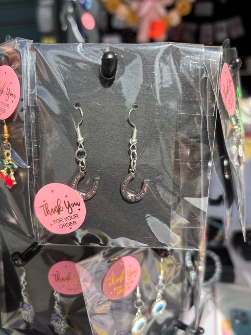 Buy & Sell Laindon Basildon - Photos for Horse shoe dangle drop earrings