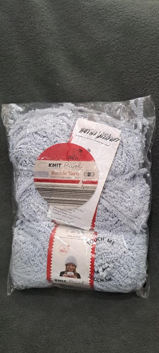 courses Four Oaks Birmingham - Photos for Knit Boucle Yarn X3