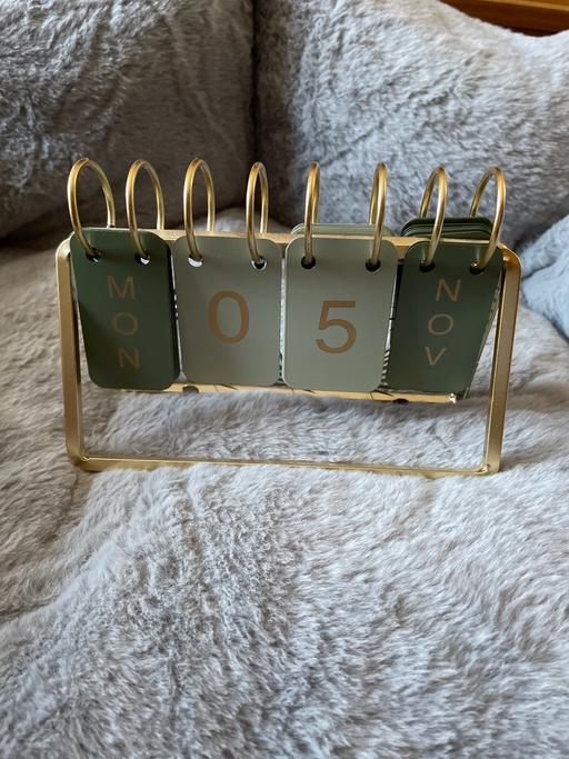 Buy & Sell Rowley Village Sandwell - Photos for Metal calender home decor