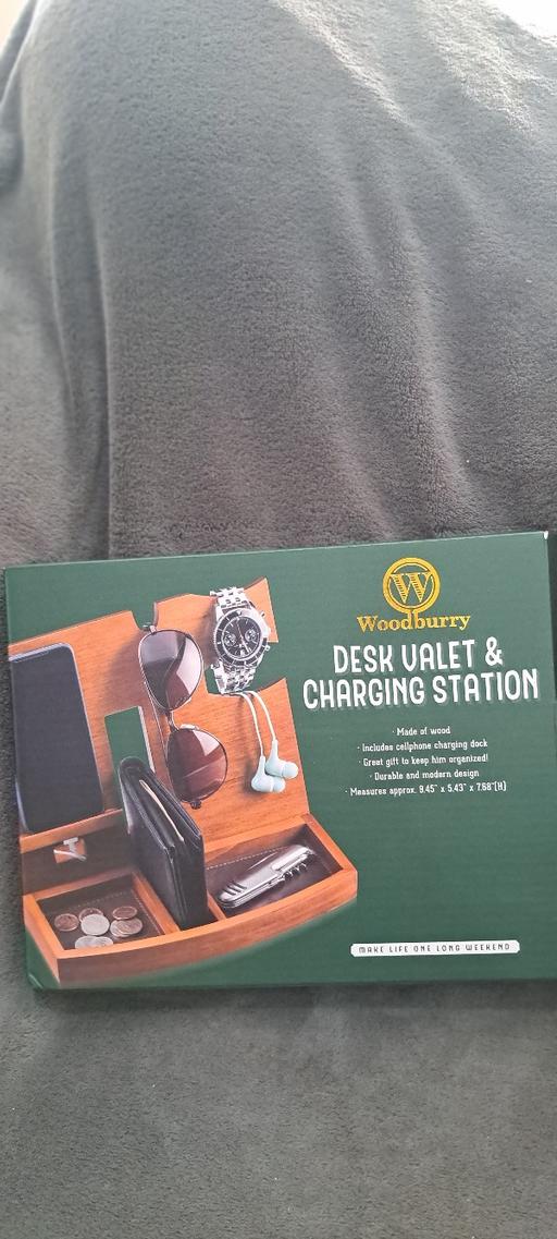 Buy & Sell Sutton Coldfield Birmingham - Photos for Desk Valet charging station