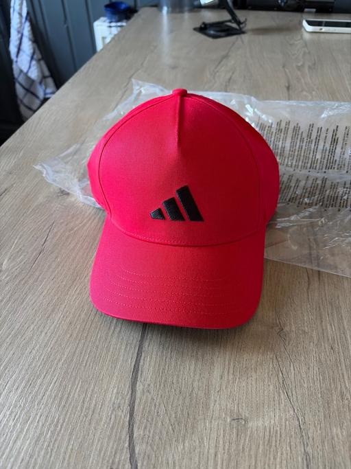 Buy & Sell Duckmanton Chesterfield - Photos for Adidas baseball cap