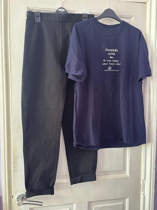 Buy & Sell Norbury South West London - Photos for Ladies stretch trousers and t shirt