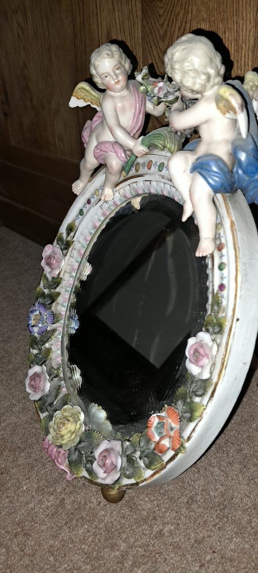 Buy & Sell Lye Dudley - Photos for Vintage mirror with cherubs