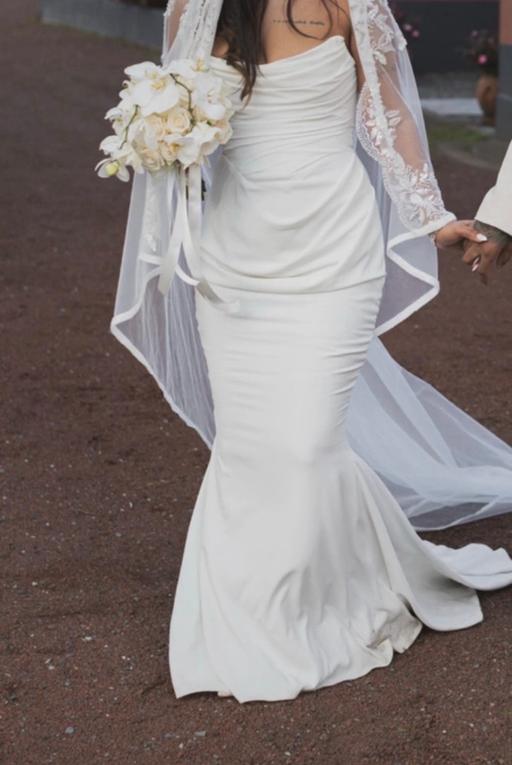 Buy & Sell Brondesbury North West London - Photos for Wedding dress
