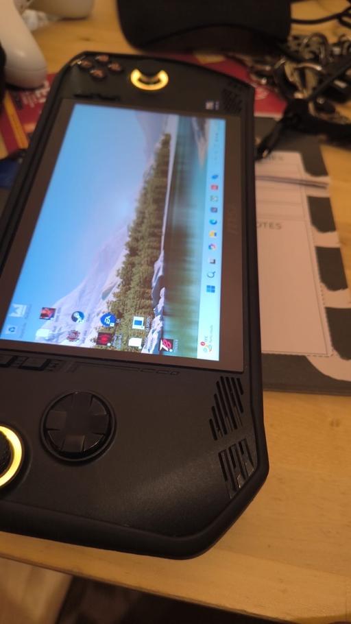 Buy & Sell Quedgeley Gloucester - Photos for MSI Claw Ultra 5 A1512GB Handheld Gaming PC