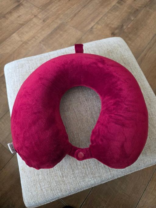 Buy & Sell Pensnett Dudley - Photos for MEMORY FOAM NECK PILLOW