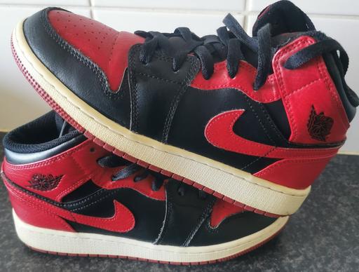 Buy & Sell Ladywood Birmingham - Photos for Junior red/black Nike Jordan size 4