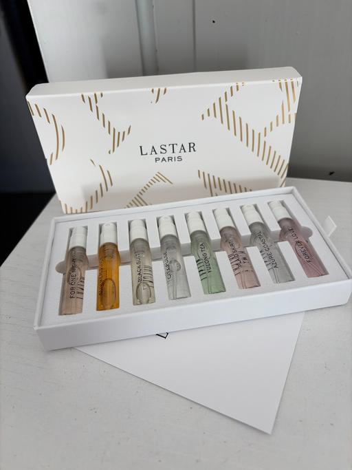 Buy & Sell Duckmanton Chesterfield - Photos for Lastar Paris perfume set