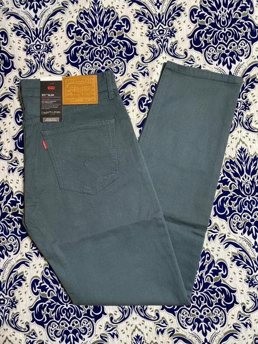 Buy & Sell Feltham Hounslow - Photos for Levi's 511 Chinos Jeans (Color Green) W34 L32
