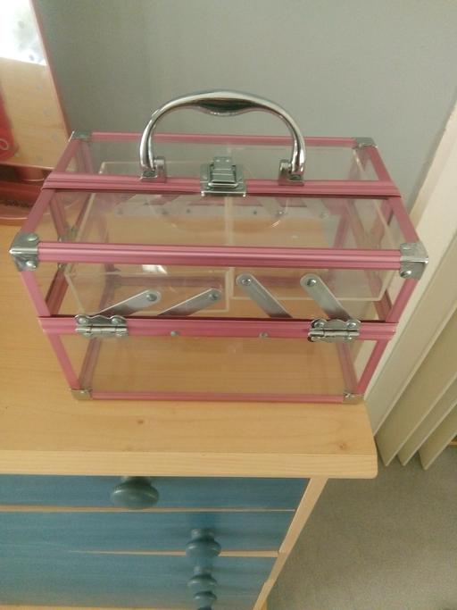 Buy & Sell Yew Tree Estate Sandwell - Photos for Accessories Case