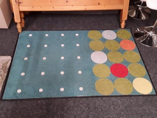 Buy & Sell Saint Pauls Trading Estate Tameside - Photos for Lovely multi-coloured anti slip rug