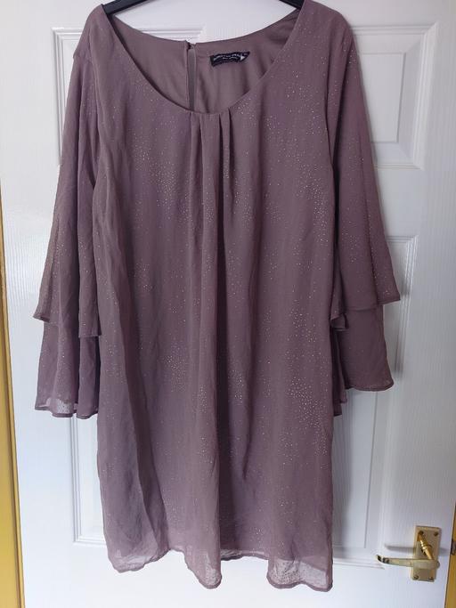 Buy & Sell Woodthorpe Charnwood - Photos for Women's light brown long top size 20
