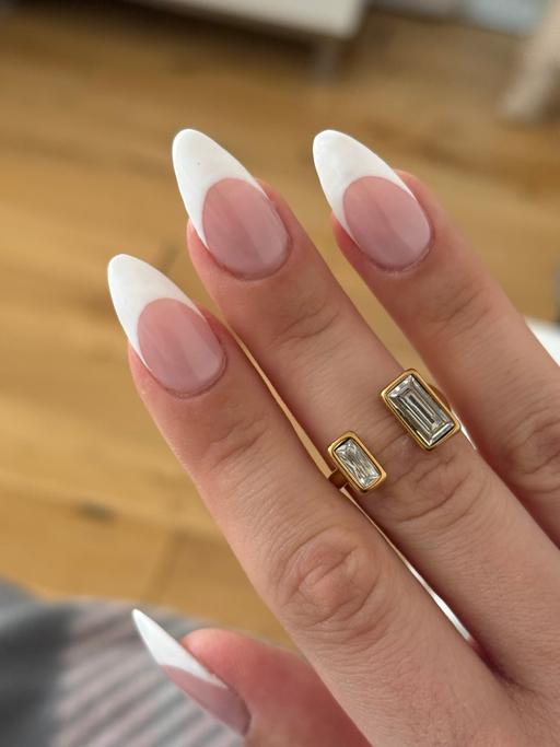 Buy & Sell Arnos Grove North London - Photos for 18k gold plated stainless steel zircon ring