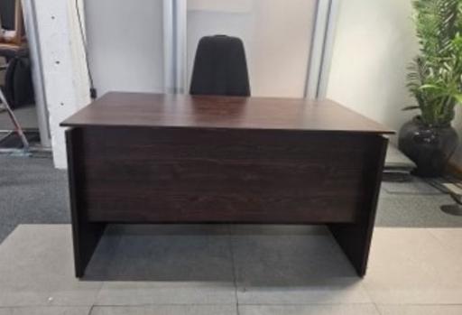Buy & Sell Waddon South East London - Photos for Walnut Brown 1350mm x 800mm Office Desk